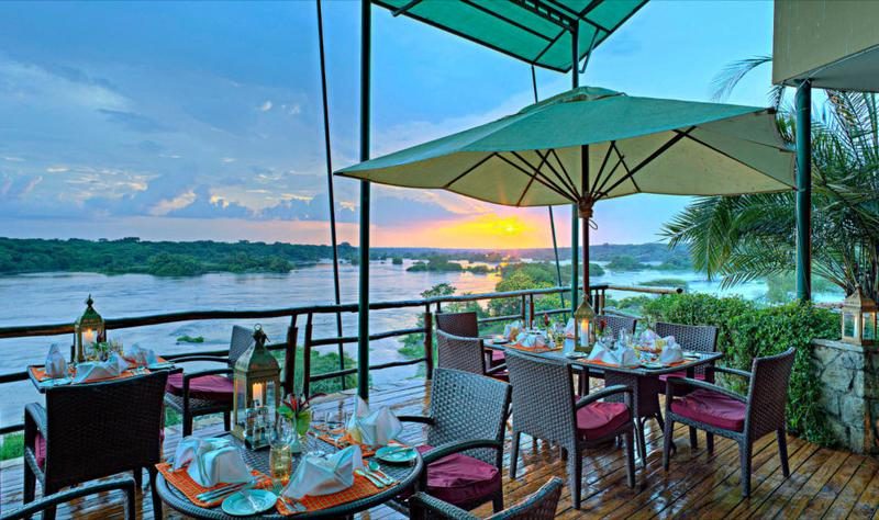 dining at Chobe safari lodge